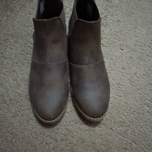 Rocket Dog Brown Suede Ankle Booties